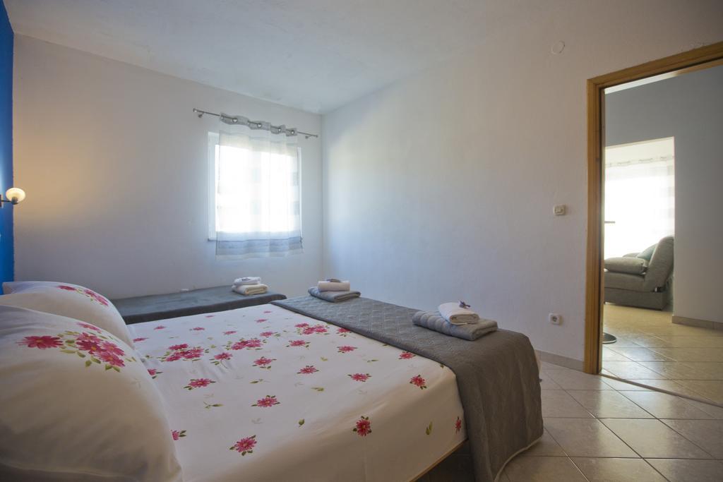 Apartment Zdravka Đảo Hvar Ngoại thất bức ảnh